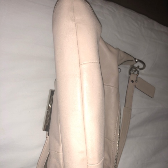 Authentic Coach Shoulder Bag, Dusty Pink - Picture 6 of 7